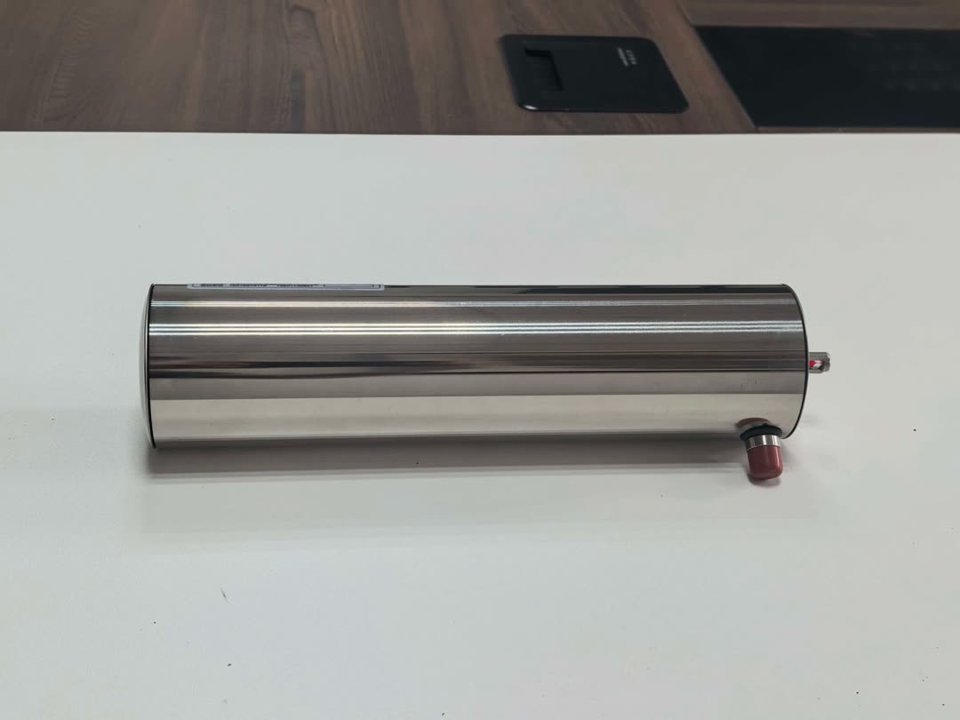 Complete household unit, side view